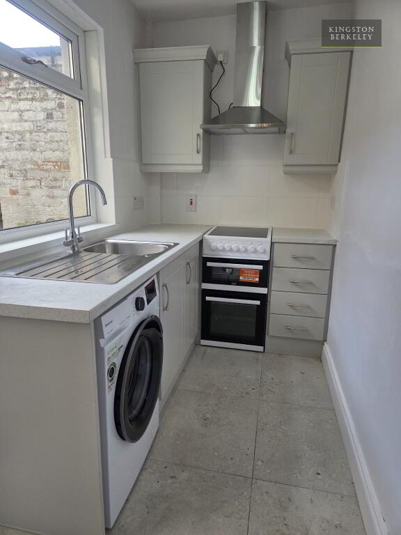 Photo 6 of 135 Broadway, Belfast South, Belfast