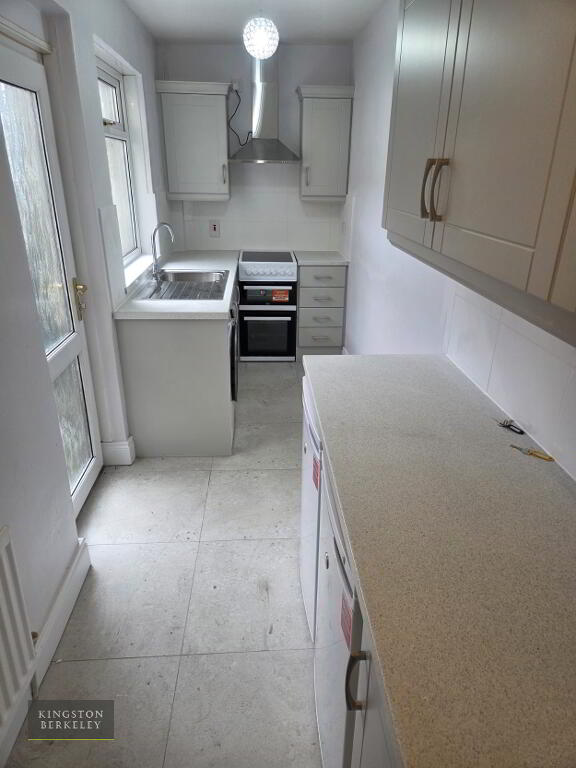 Photo 5 of 135 Broadway, Belfast South, Belfast