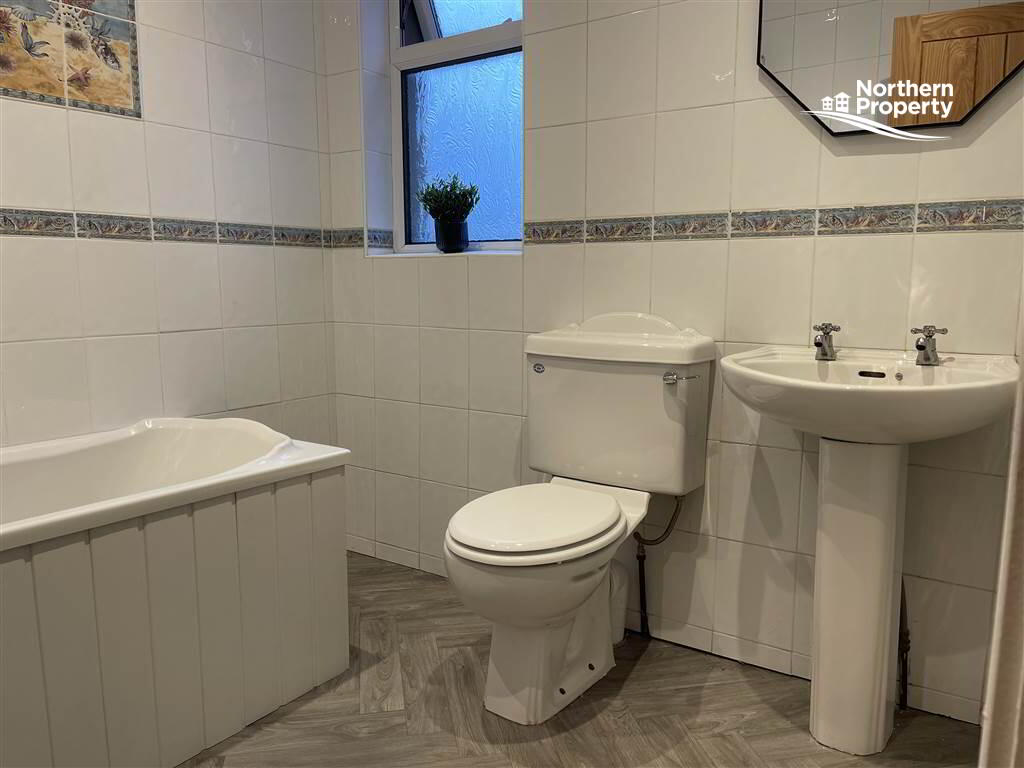 Photo 15 of 9 Gortfin Street, Belfast