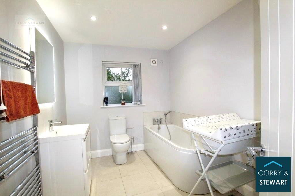 Photo 17 of 52 Loughview Court, Loughmacrory