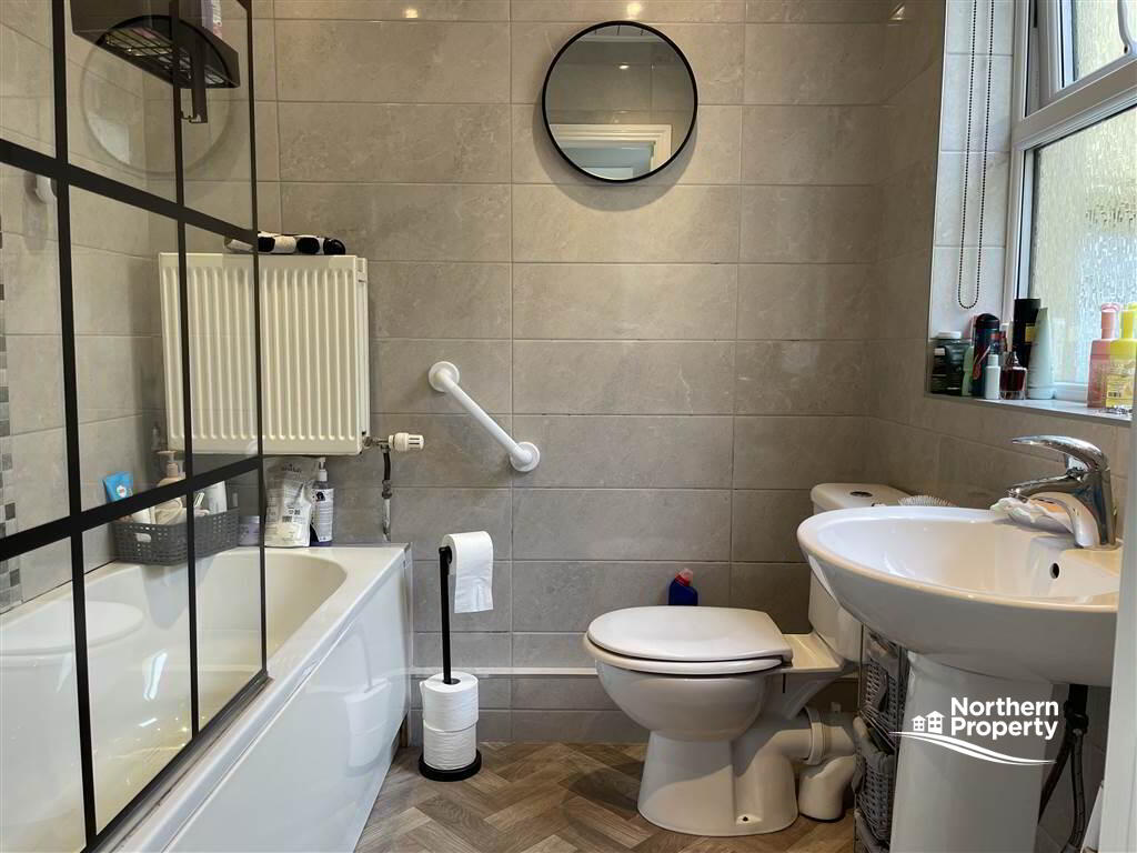 Photo 13 of 6 Iris Drive, Belfast