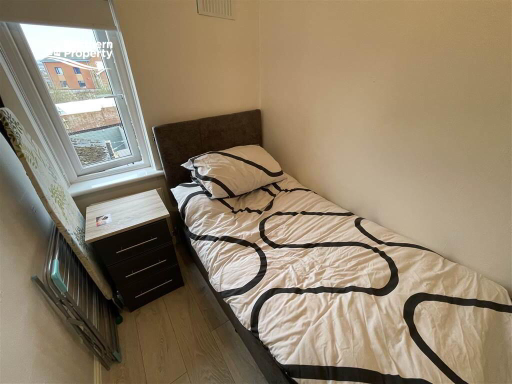 Photo 17 of 6 Iris Drive, Belfast