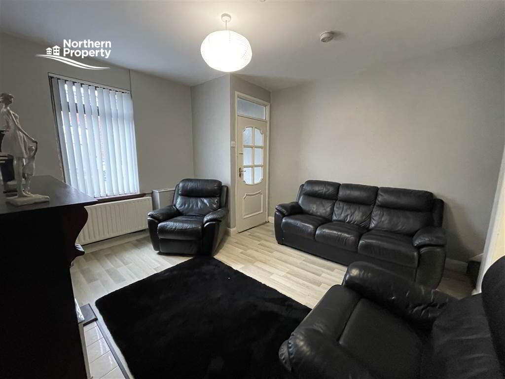 Photo 4 of 39 Hamill Street, Belfast