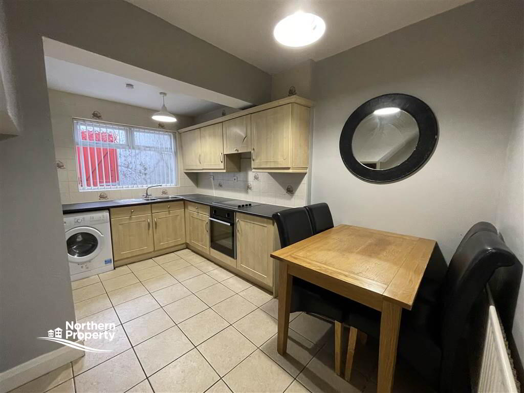 Photo 8 of 39 Hamill Street, Belfast