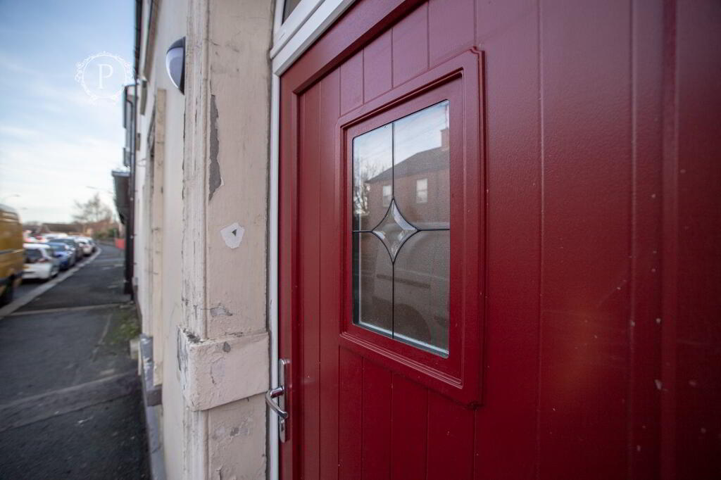 Photo 3 of 15 Railway Street, Armagh