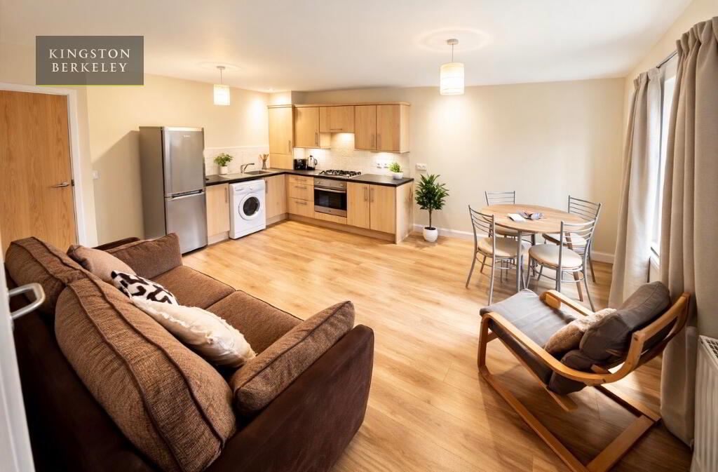 Photo 3 of 22 Maldon Court, Belfast