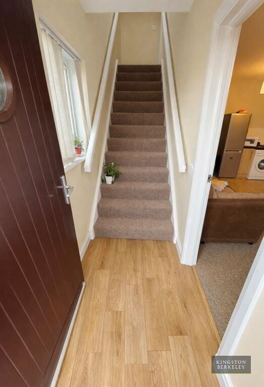 Photo 2 of 22 Maldon Court, Belfast