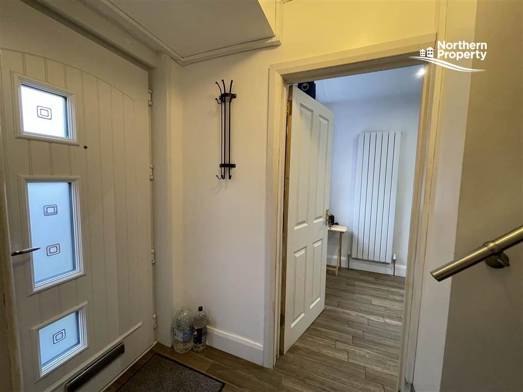 Photo 5 of 12 Corby Way, Belfast