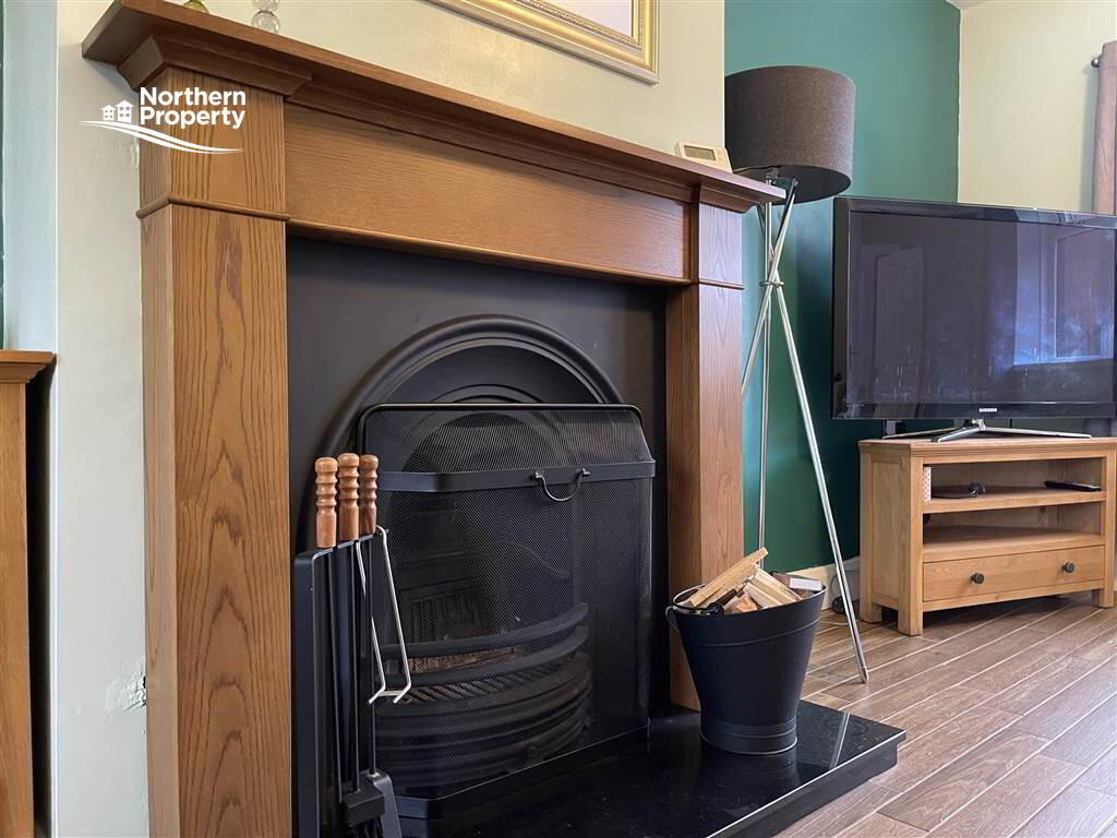 Photo 11 of 12 Corby Way, Belfast