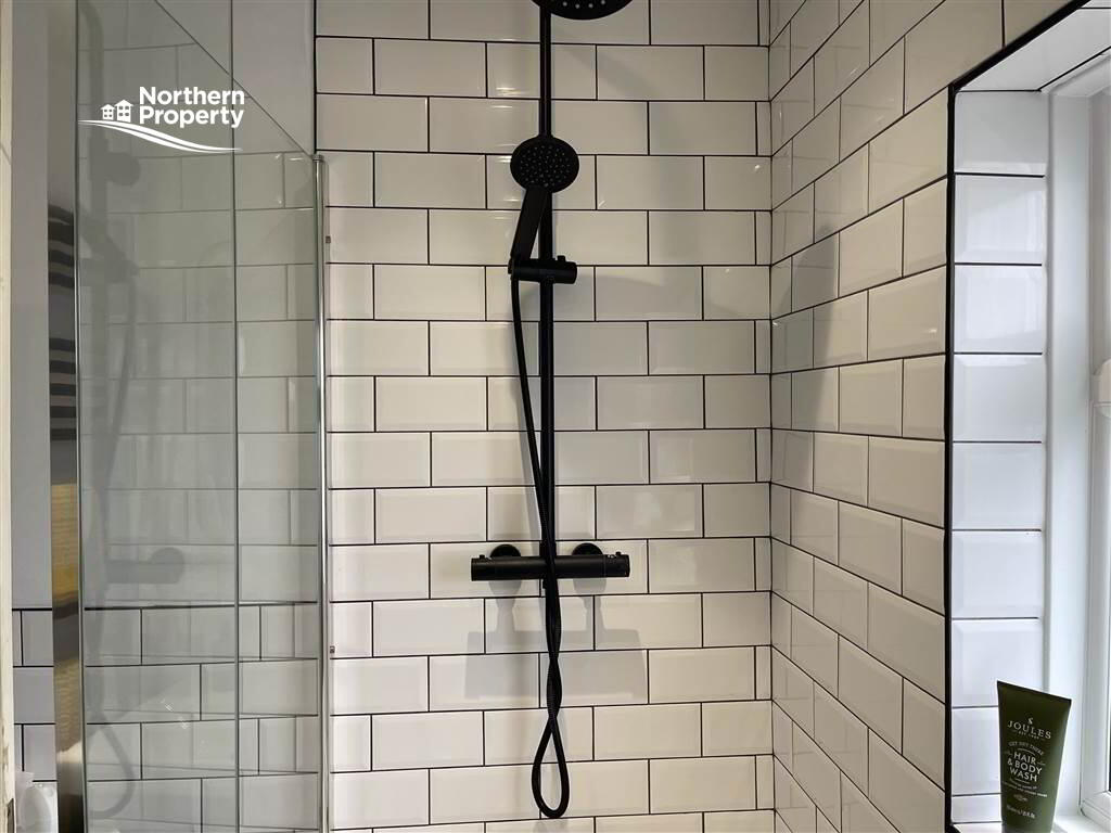 Photo 24 of 12 Corby Way, Belfast