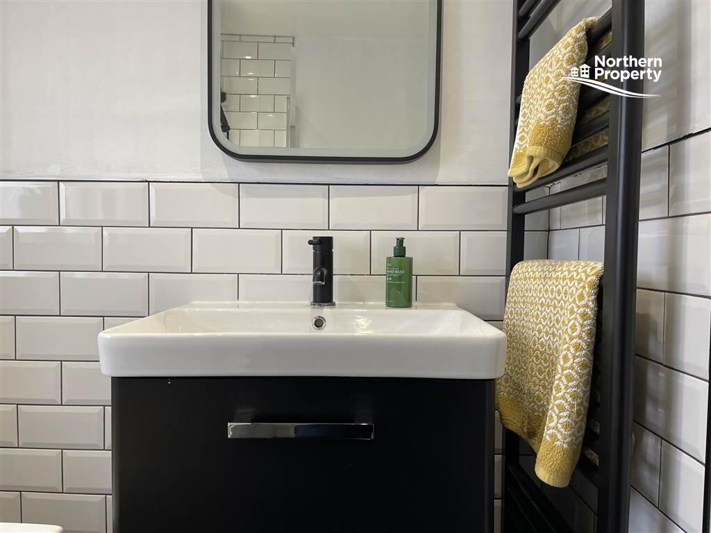 Photo 25 of 12 Corby Way, Belfast