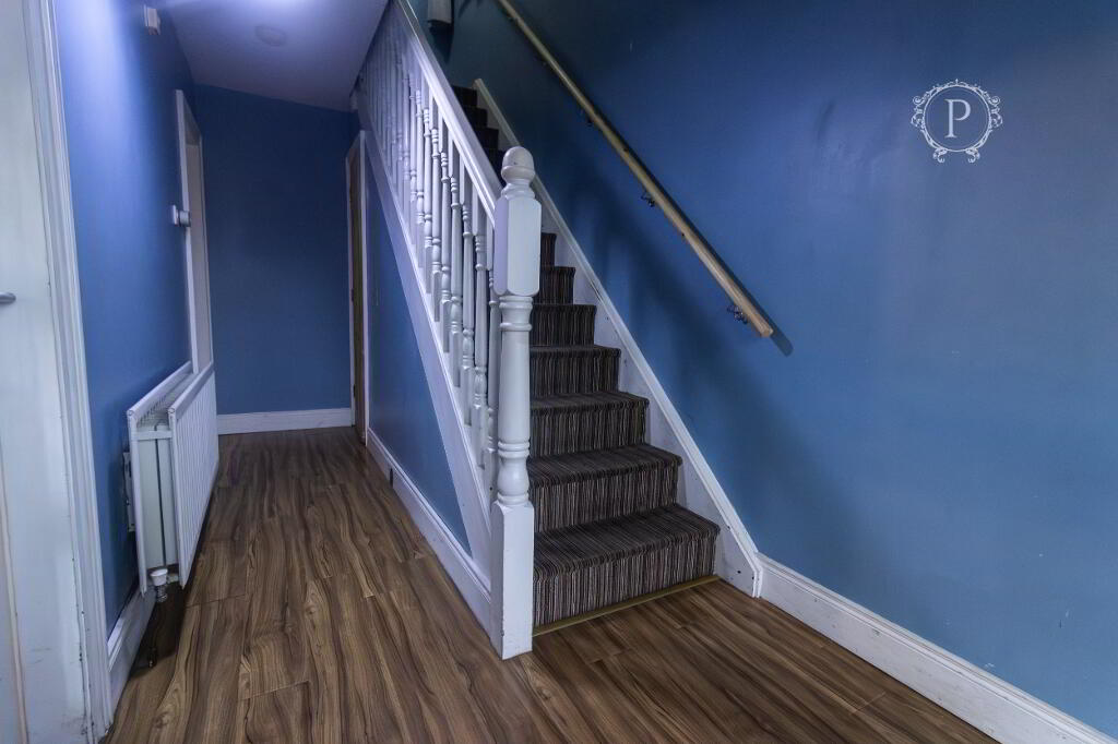 Photo 3 of 12 Greenpark View, Armagh