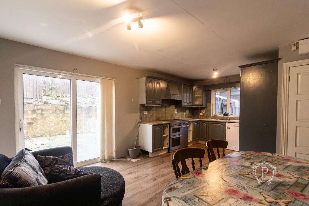 Photo 8 of 12 Greenpark View, Armagh