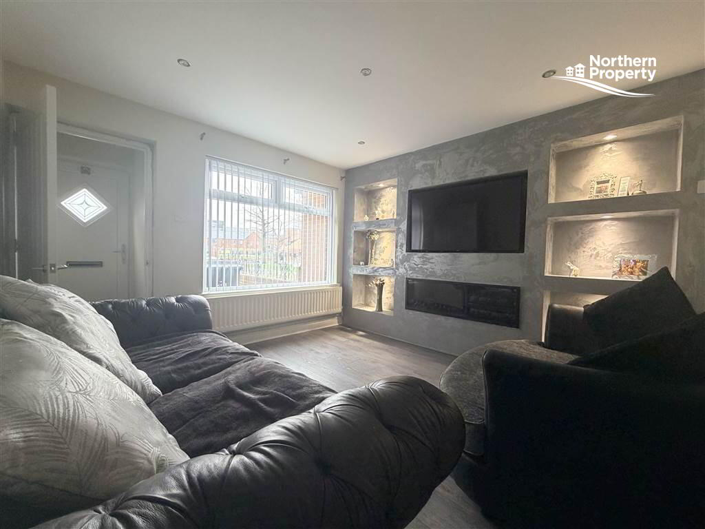 Photo 4 of 33 Stewart Street, Belfast