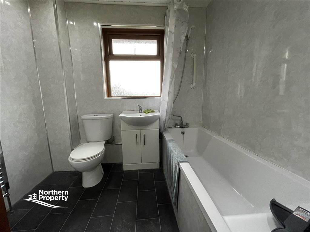 Photo 10 of 6 O'Neill Street, Belfast