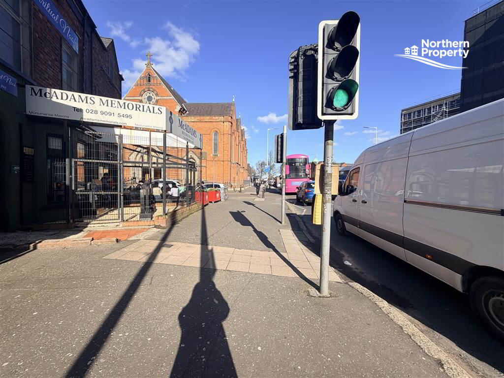 Photo 9 of 131a Falls Road, Belfast