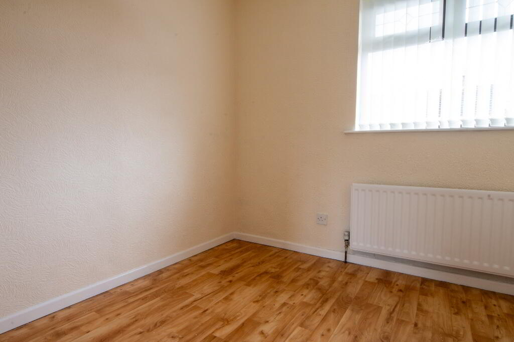 Photo 9 of 4 Dalton Road, Armagh