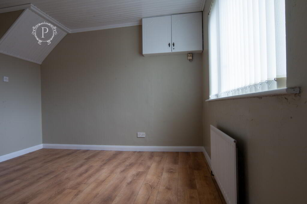 Photo 10 of 4 Dalton Road, Armagh