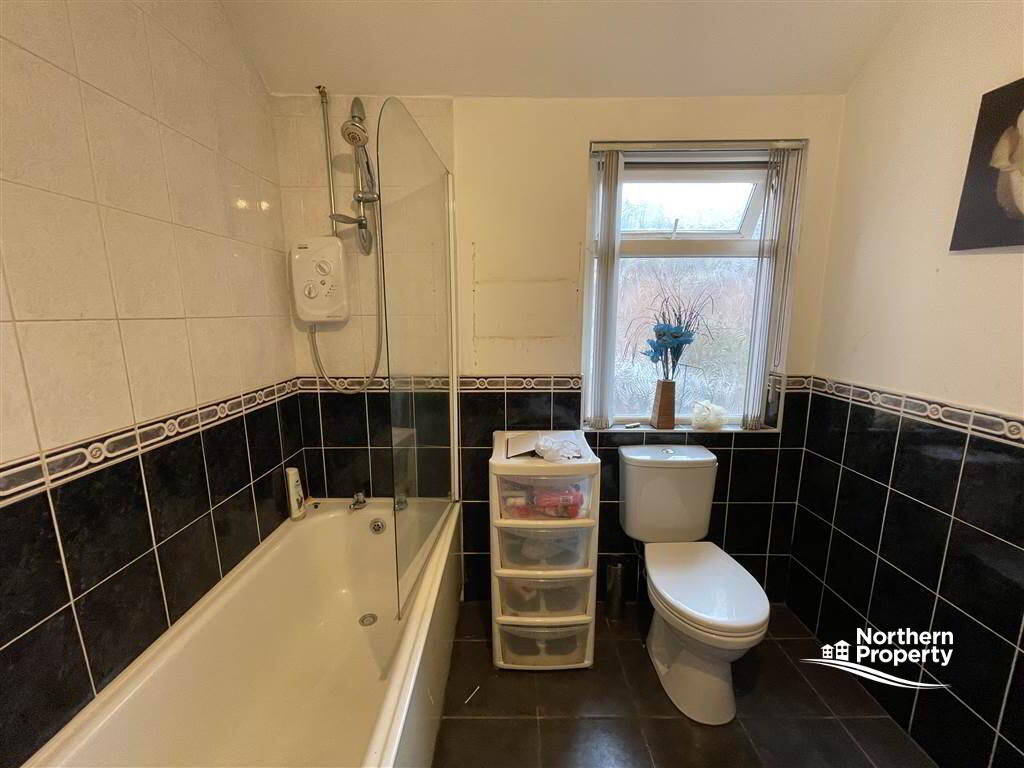 Photo 10 of 2 Beechmount Parade, Belfast