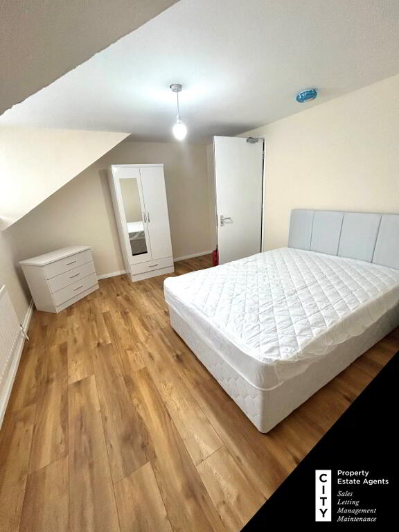 Photo 9 of 15 Rosemount Avenue, Derry