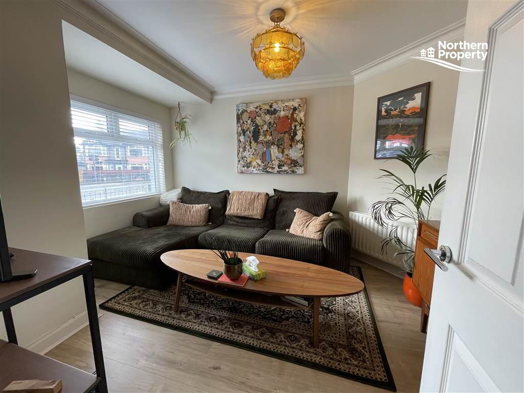 Photo 4 of 127 Kingsway, Dunmurry, Belfast