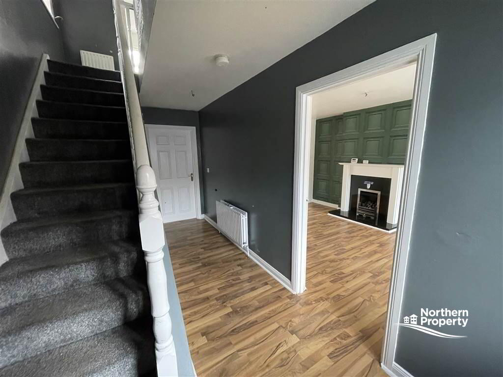 Photo 3 of 18 Wolfhill Manor, Belfast