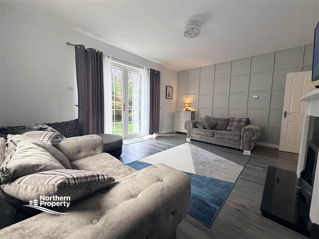 Photo 4 of 26 Lagmore Glen, Belfast