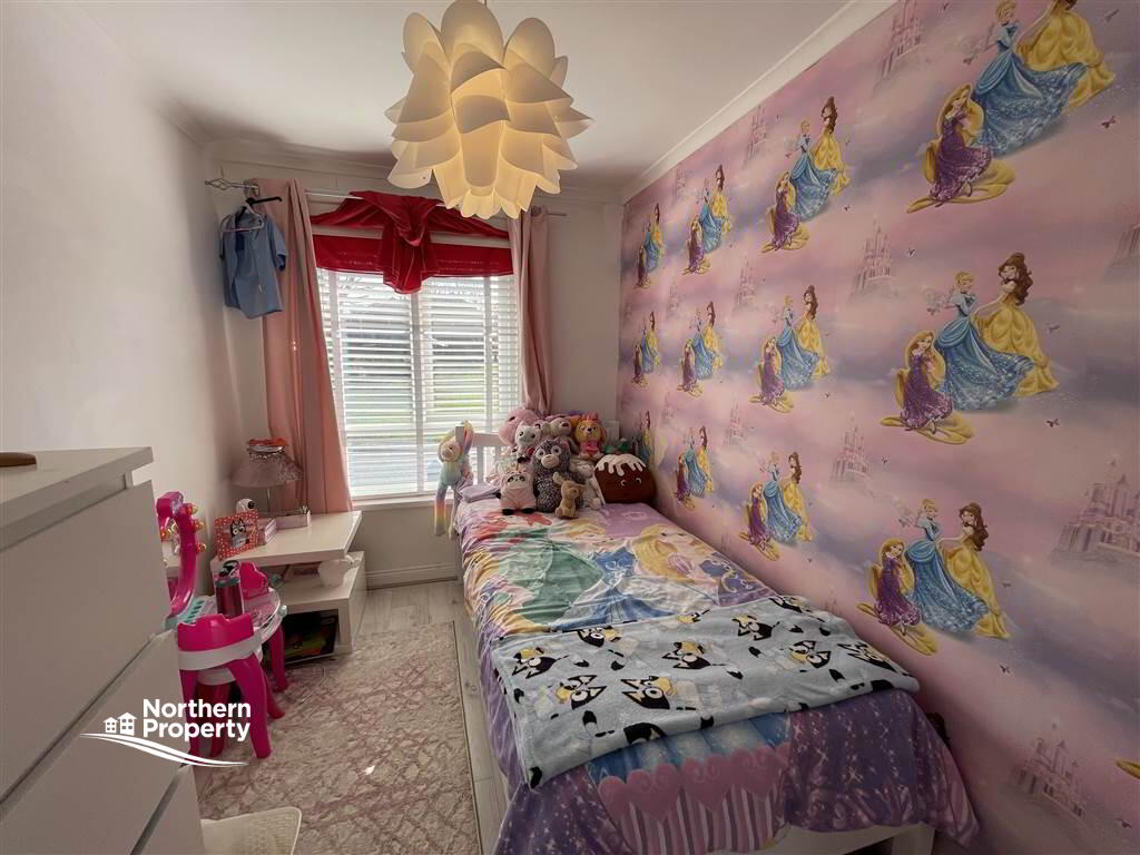 Photo 6 of 7a Thornhill Crescent, Belfast