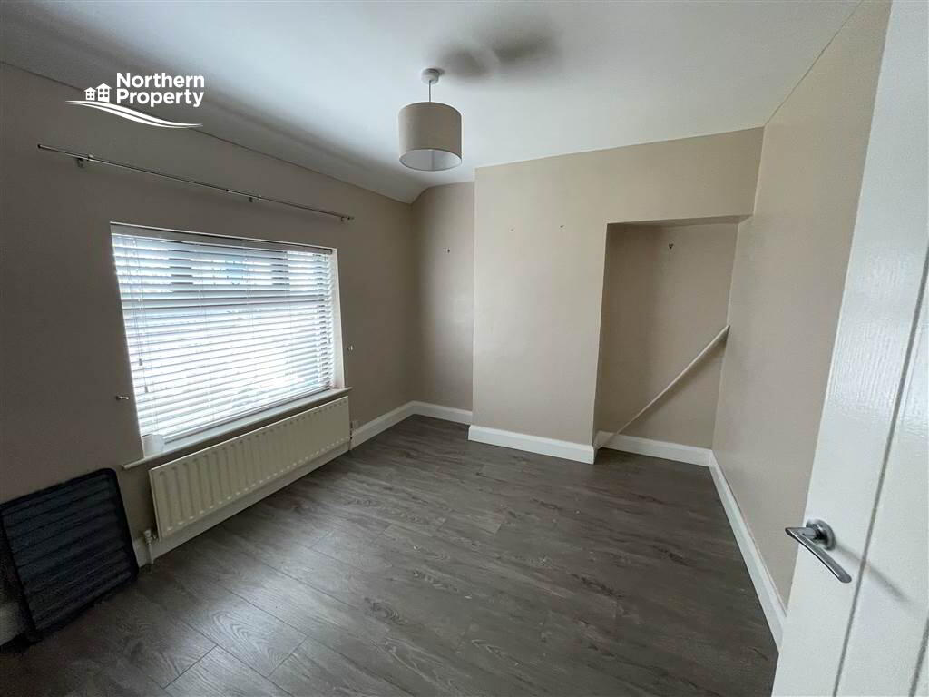 Photo 8 of 15 Springfield Crescent, Belfast