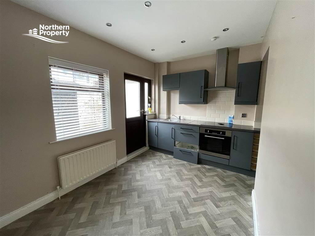 Photo 5 of 15 Springfield Crescent, Belfast