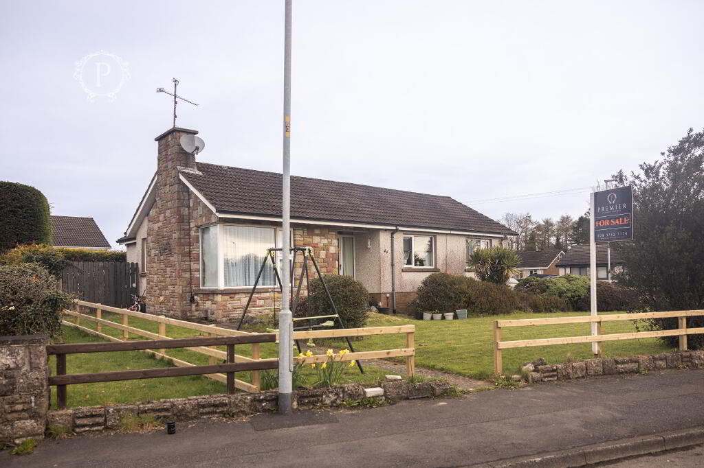 Photo 3 of 44 Ashley Park, Armagh