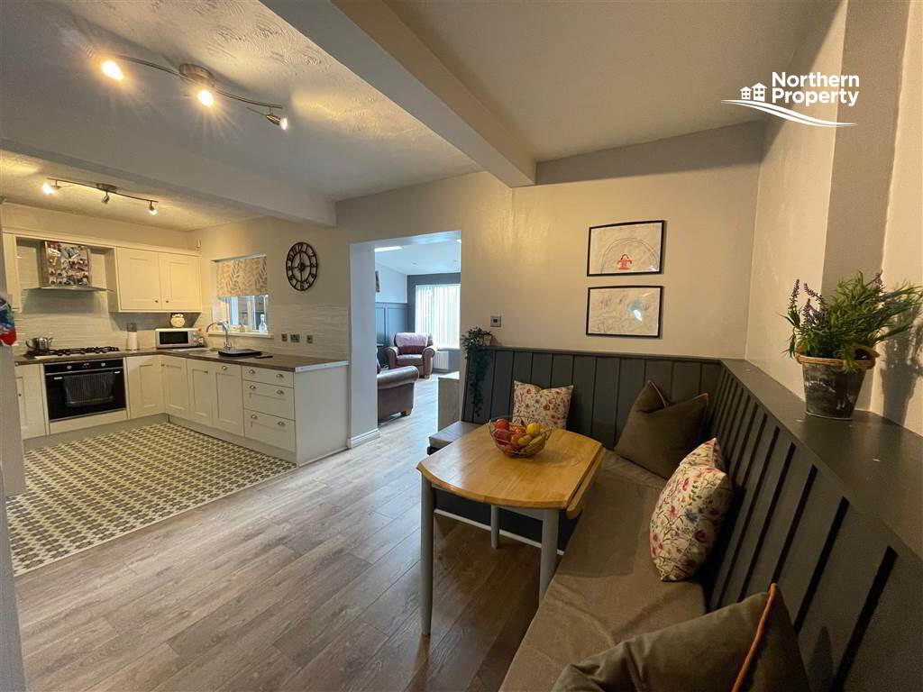 Photo 10 of 79 Tullymore Gardens, Belfast