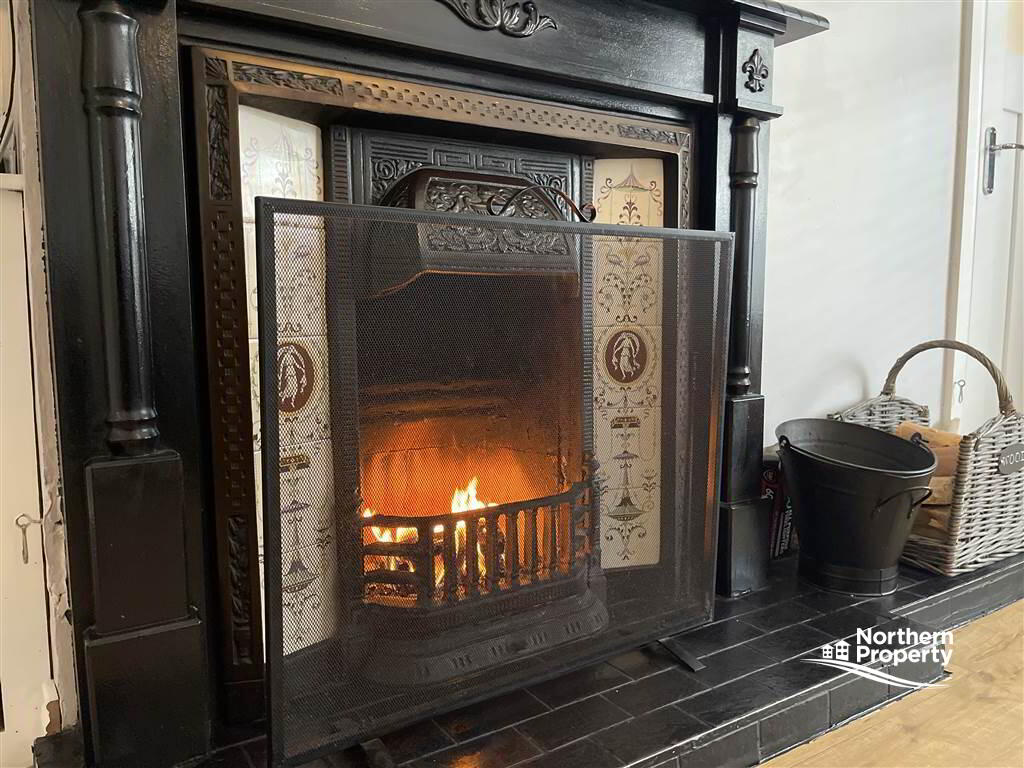 Photo 6 of 79 Tullymore Gardens, Belfast