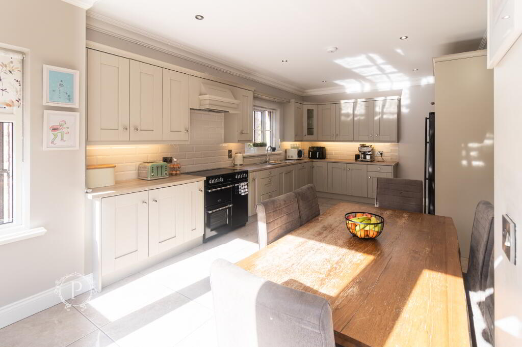 Photo 15 of 28 Limestone Square, Armagh