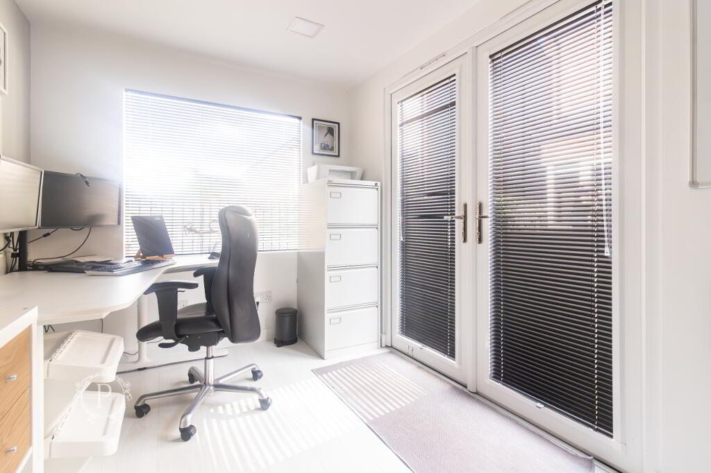 Photo 34 of 28 Limestone Square, Armagh