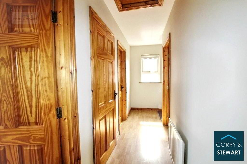 Photo 13 of 20 Slieveard Rise, Omagh