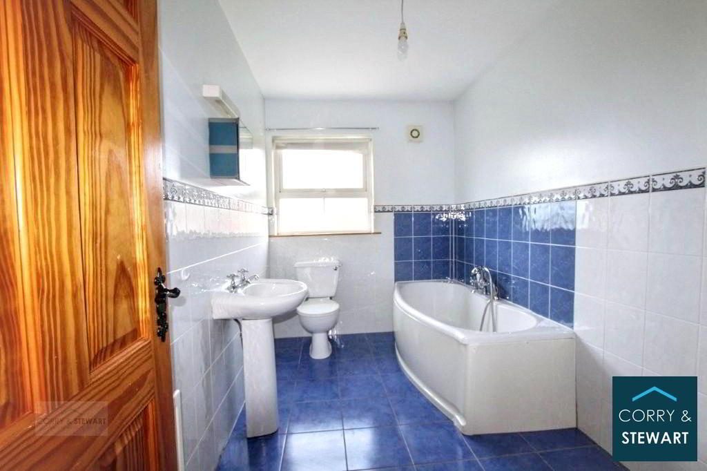 Photo 14 of 20 Slieveard Rise, Omagh
