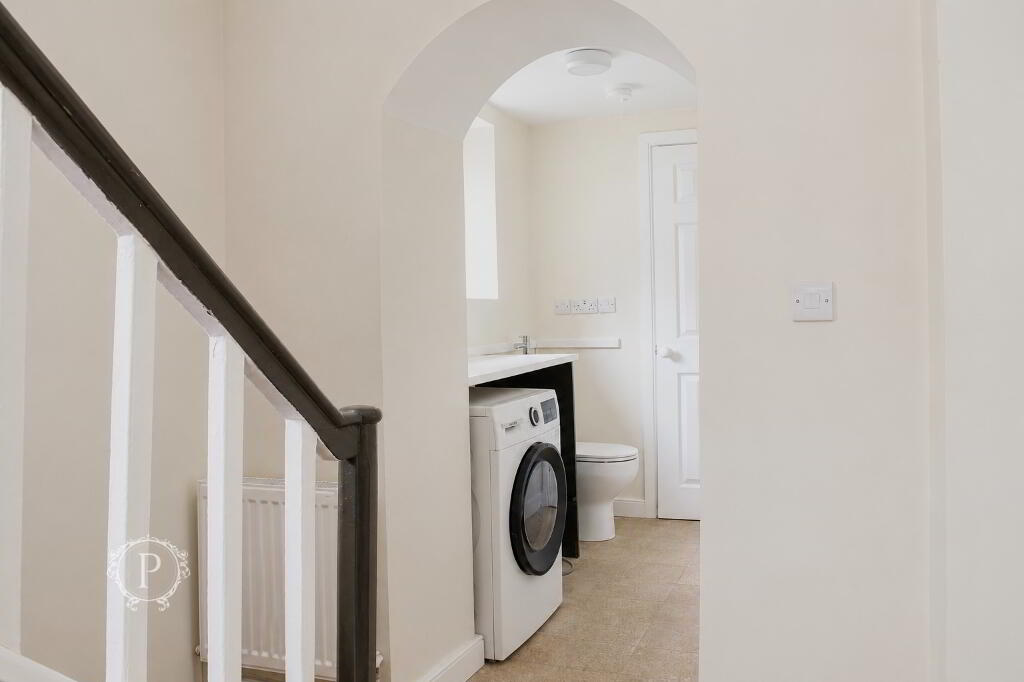 Photo 15 of 1 Meredith Place, Armagh
