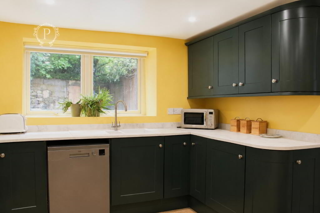 Photo 10 of 1 Meredith Place, Armagh