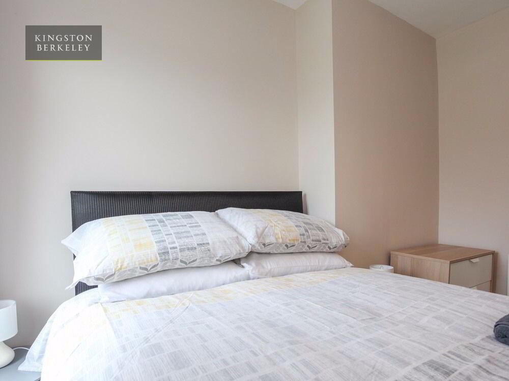 Photo 9 of 141 Donegall Avenue, Belfast South, Belfast