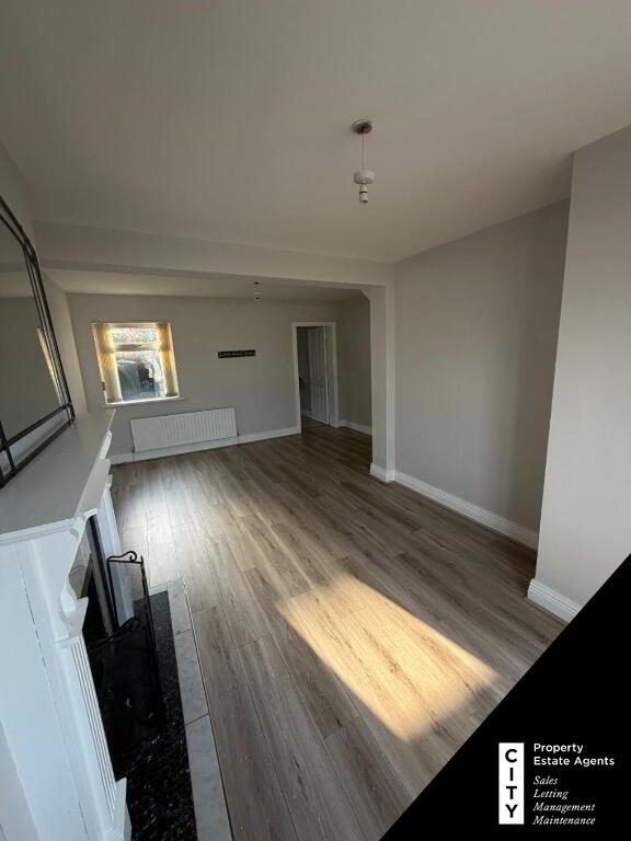 Photo 3 of 119 Lonemore Rd, Derry