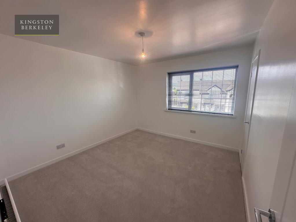Photo 12 of 4 Hollymount Court, Finaghy, Belfast