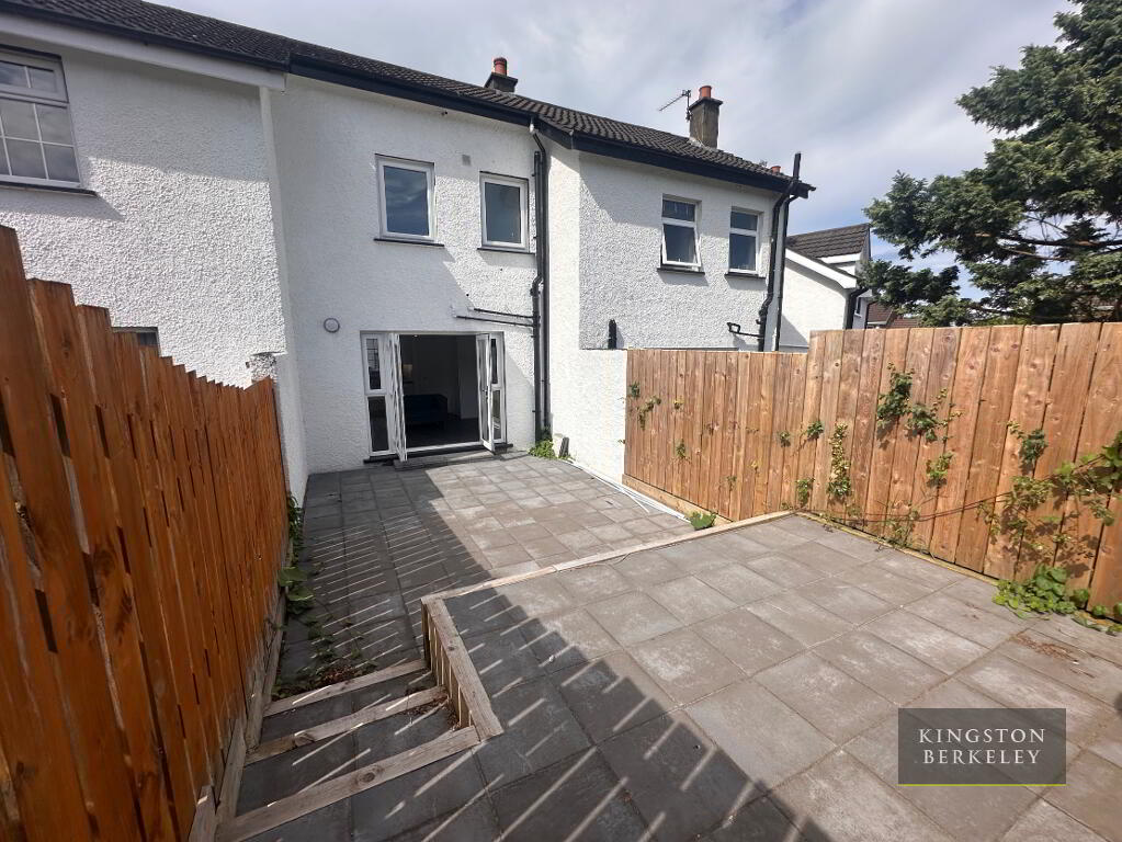 Photo 17 of 4 Hollymount Court, Finaghy, Belfast