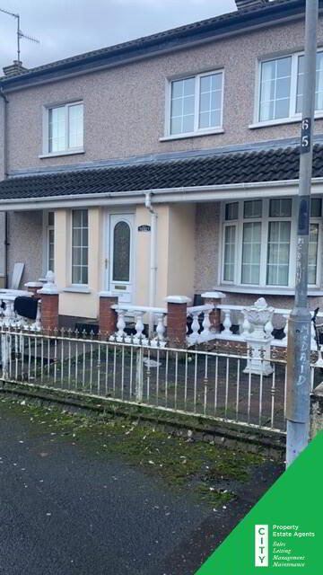 Photo 1 of 30 Meenan Drive, Bogside, houses to rent in Derry
