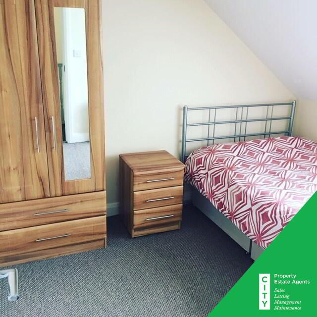 Photo 9 of **Student Property**, 31 Princes Street, Derry
