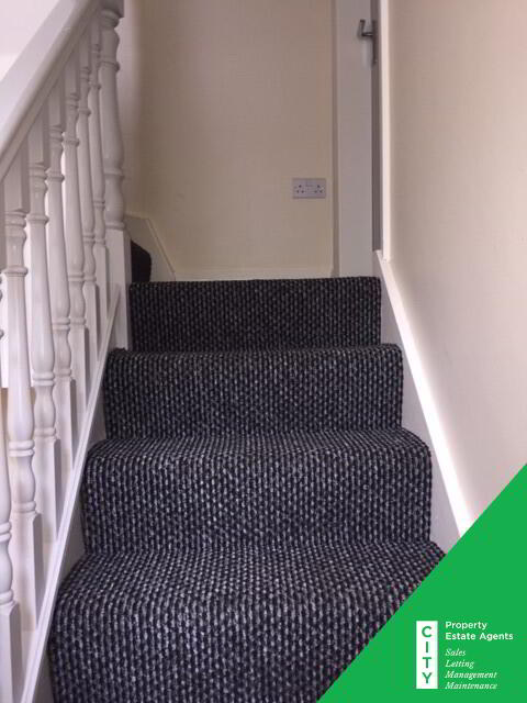 Photo 5 of **Student Property**, 31 Princes Street, Derry