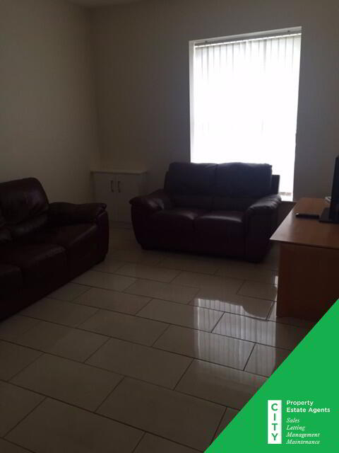 Photo 3 of **Student Property**, 31 Princes Street, Derry