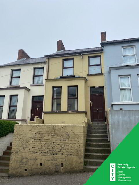 Photo 1 of 99 Chapel Road, houses to rent in Derry