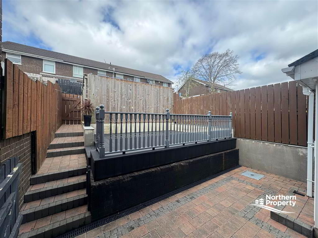 Photo 9 of 18 Glencolin Avenue, Belfast