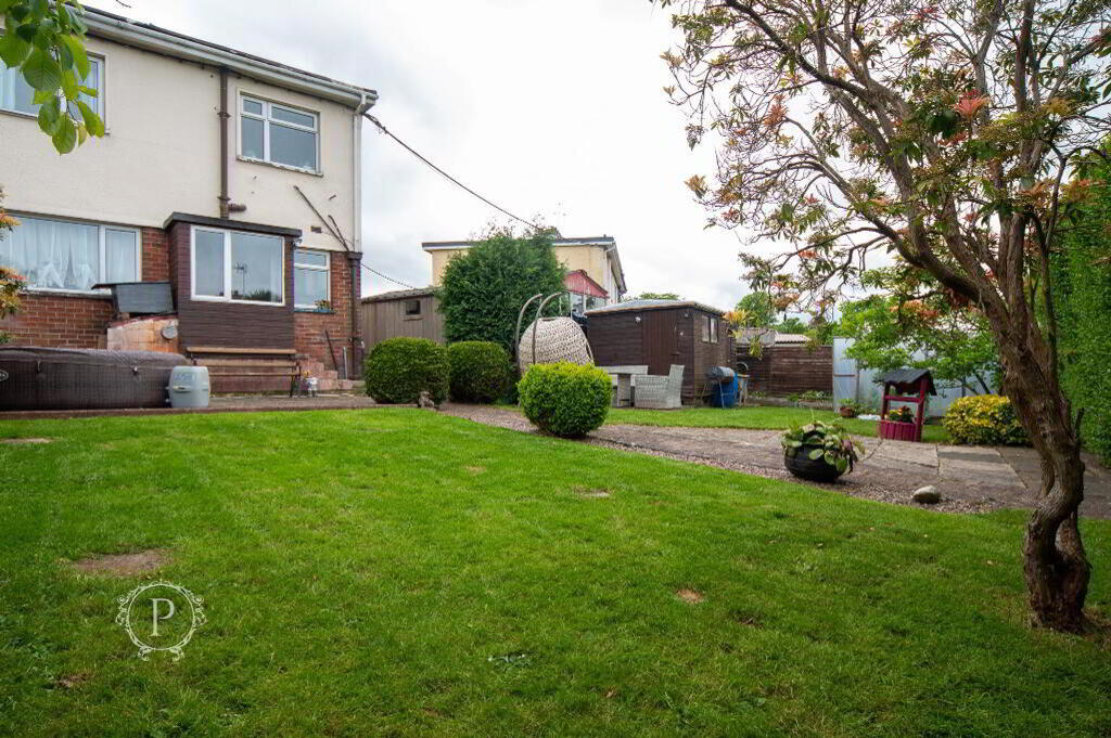 Photo 14 of 31 Alexander Avenue, Armagh